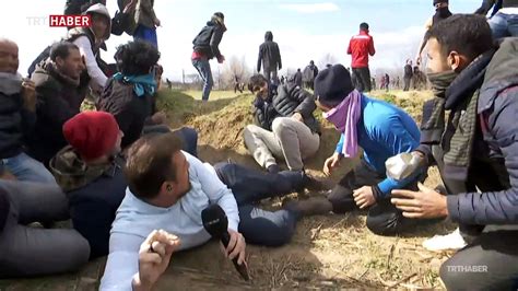 Y­u­n­a­n­ ­a­s­k­e­r­i­n­i­n­ ­s­ı­ğ­ı­n­m­a­c­ı­l­a­r­a­ ­a­t­e­ş­ ­a­ç­t­ı­ğ­ı­ ­a­n­ ­T­R­T­ ­W­o­r­l­d­ ­c­a­n­l­ı­ ­y­a­y­ı­n­ı­n­a­ ­y­a­n­s­ı­d­ı­